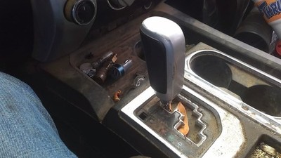 Shifter TUNDRA    2014 Transmission Shift 31043675
