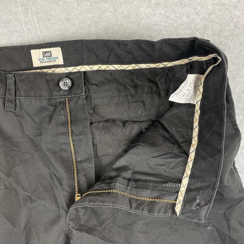 Lee Chino Pants Mens W36 L32 Black Total Freedom Relaxed Fit Straight Leg Casual - Image 4 of 4