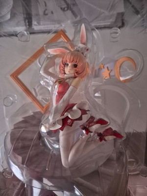 White Rabbit 1/8 Scale Figur von Myethos (gebraucht)