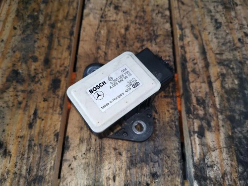 MERCEDES-BENZ E W211 Beschleunigungssensor 0265005735 2.20 Diesel 2010 33864696