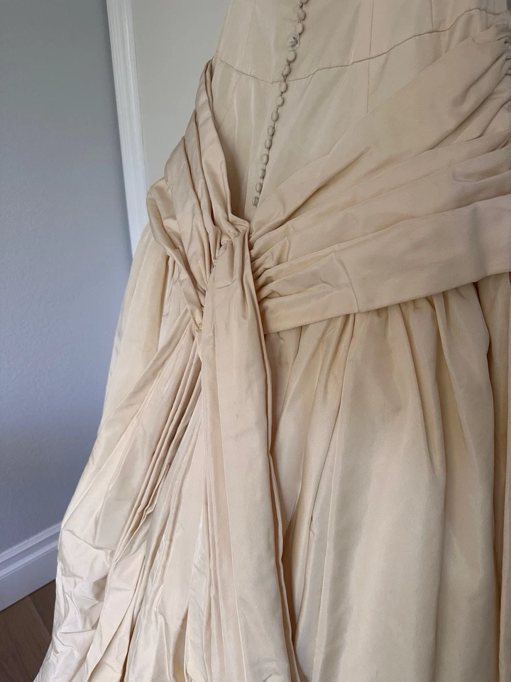 Blue Willow Anne Barge Wedding Dress 12 Trumpet Silk Blend Strapless Lace Bow - Image 2 of 4