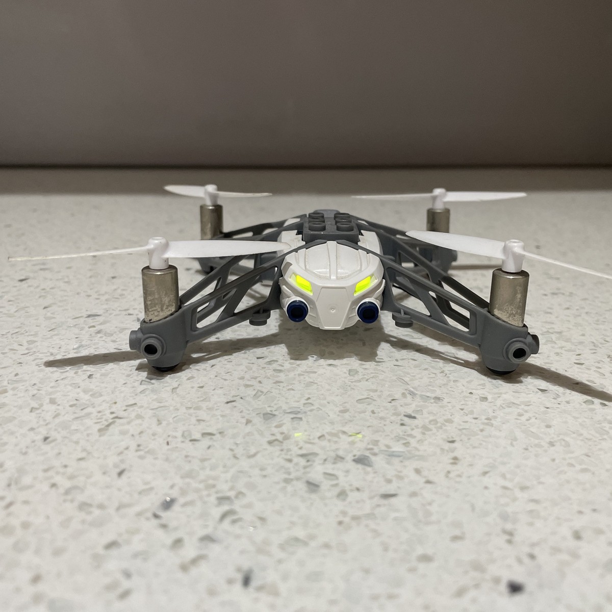 Parrot AIRBORNE Fly Mini Drone ONLY DRONE with battery | eBay