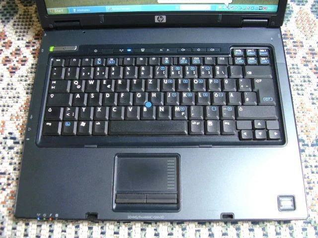 HP Compaq NC 6320 Intel 1,83 GHz 15,1" 4 GB RAM 128 SSD FP win XP Pro SP3 (183) - Bild 2 von 4