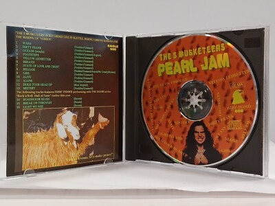 PEARL JAM The 5 MUSKETEERS Studio Sessison CD Versus Live Seattle