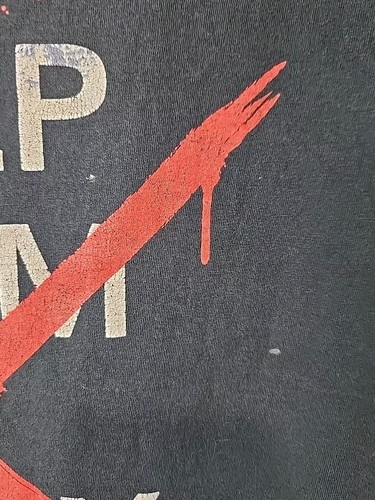 "Keep Calm And Carry On Run! The Zombies Are Coming" Men's Tee Large Distressed - Picture 7 of 14