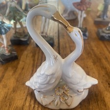 Vintage Pair of Kissing Swans Centerpiece Italian Porcelain Statue Wedding Favor