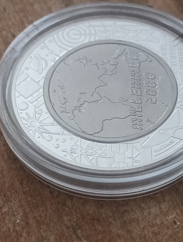 MONEDA SELLADA AUSTRIACA MILLENNIUM 2000 REPÚBLICA PASCUA 100 CHELINES (TB16) - Imagen 6 de 9