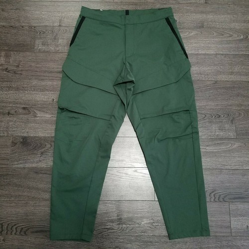 NIKE Sportswear Tech pack Cargo Pants 