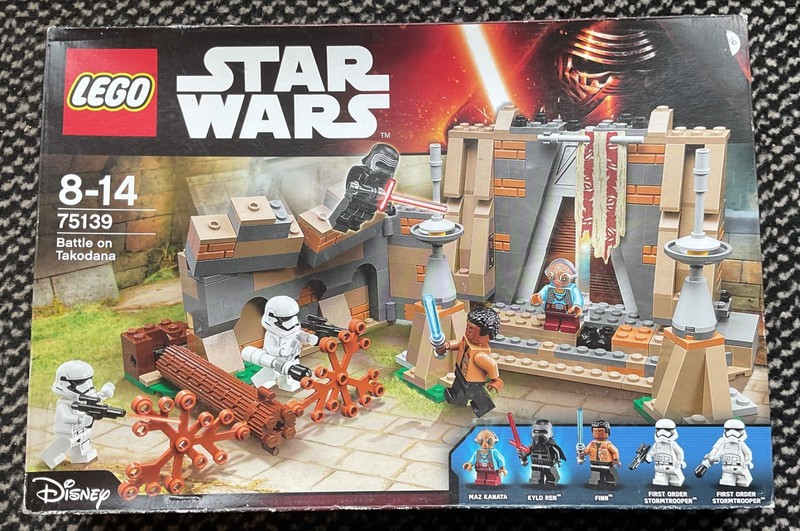 LEGO BOX SET STAR WARS SHIP 75139 BATTLE ON TAKODANA KYLO REN MAZ FINN