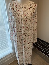 Aria nightgown medium m gown poly fleece warm cozy pockets birds cardinals soft