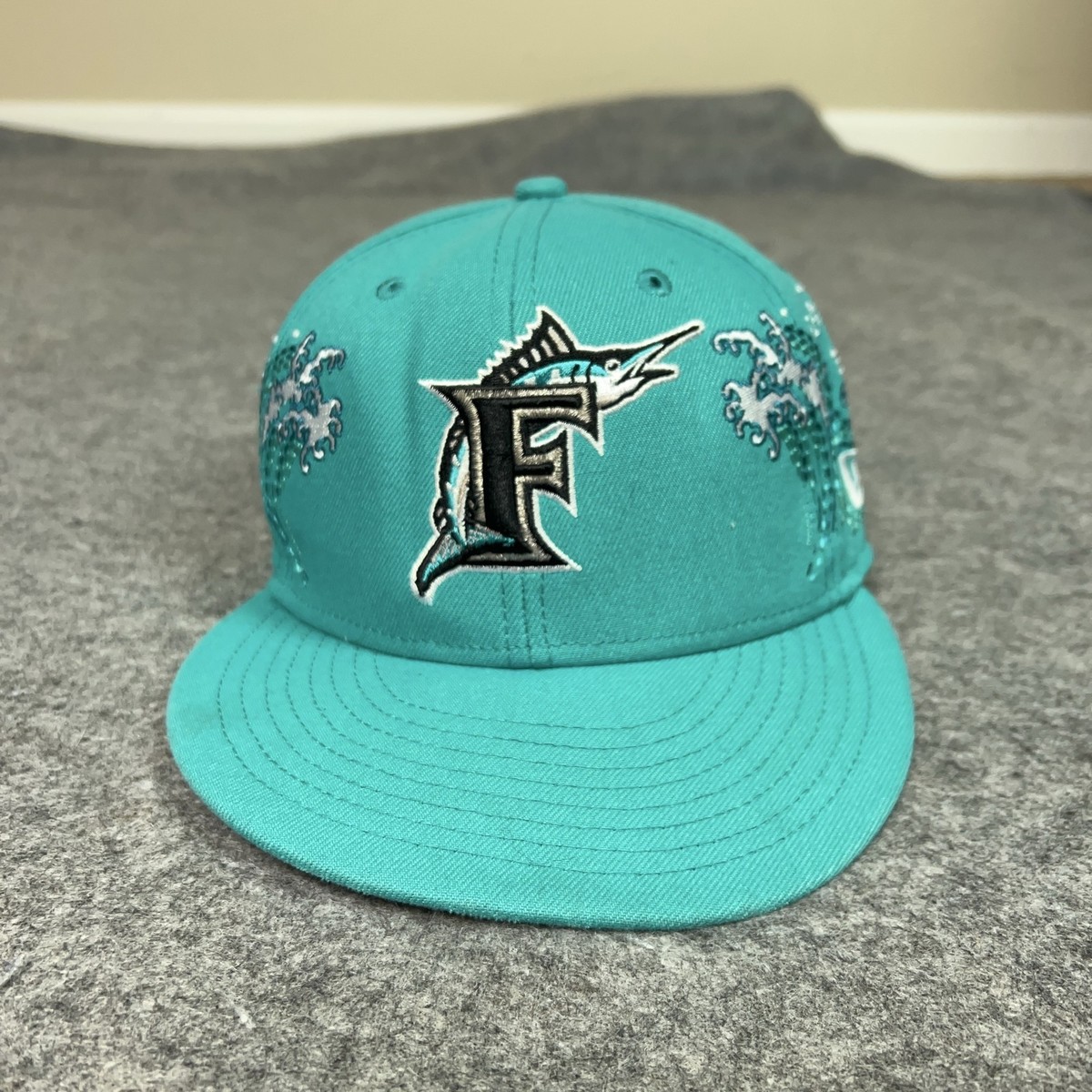 Florida Marlins Hat Cap Fitted Mens 7 Teal MLB Baseball Wave New