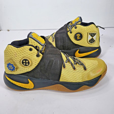 Size 11.5 Nike Kyrie 2 All Star Northern Lights Sneakers 835922-307 Mens Used