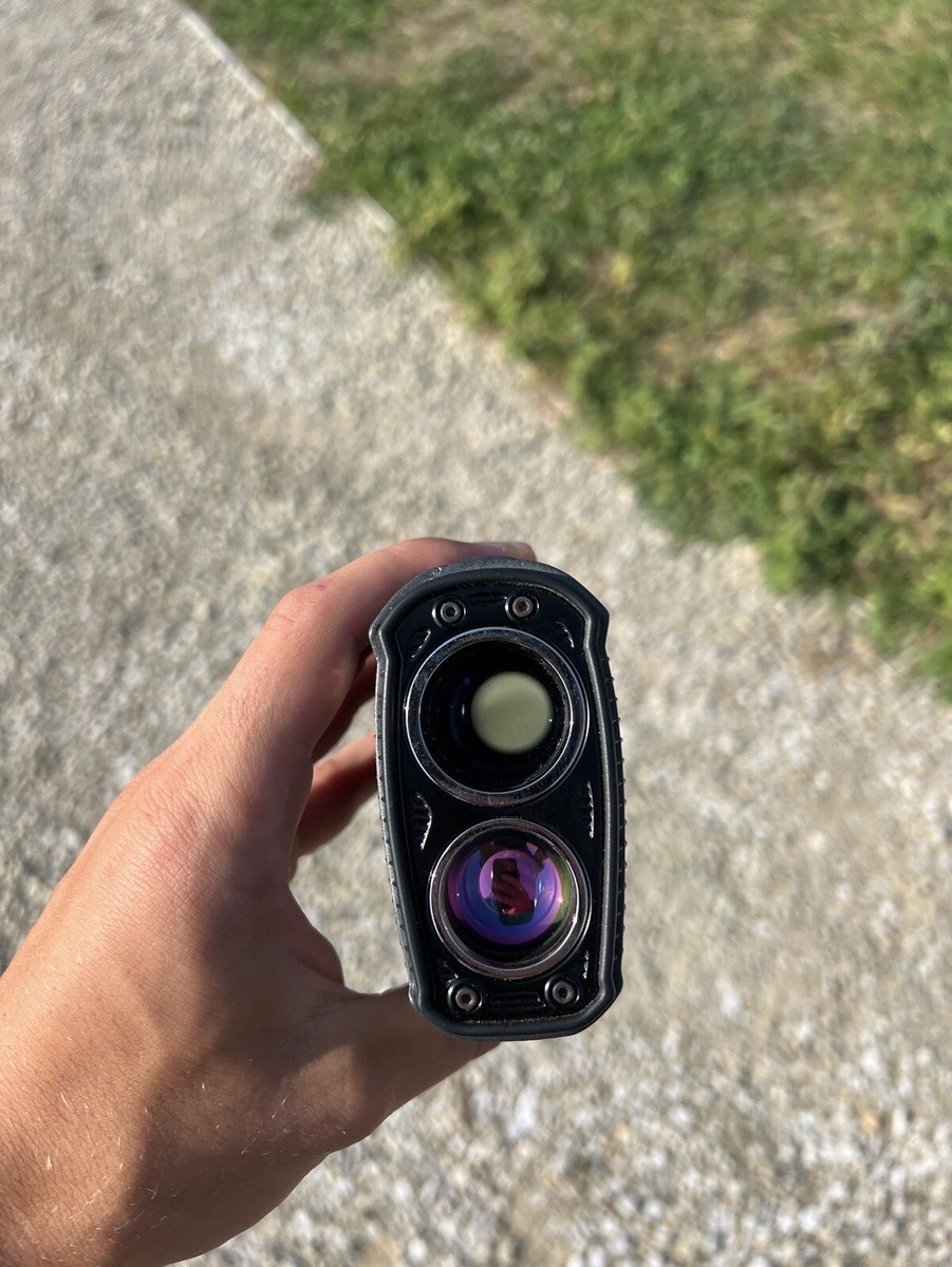 Bushnell Pro XE Golf Laser Rangefinder - Black/Silver