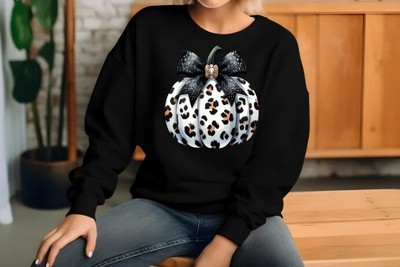 Leopard Pumpkin T-shirt Design Coquette Pumpkin