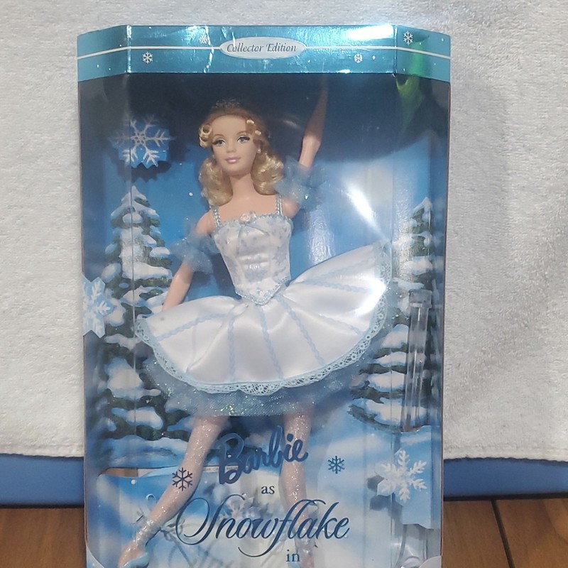 Vintage 1999 Mattel “Barbie as Snowflake in The Nutcracker ” #25642 *NRFB*