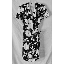 Ricki Freeman Teri Jon Saks Fifth Avenue Black & White Floral Wrap Dress Size 12