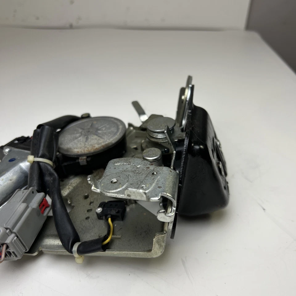 2018 JEEP GRAND CHEROKEE POWER TAILGATE LOCK LATCH ACTUATOR W/MOTOR OEM - Image 3 of 4