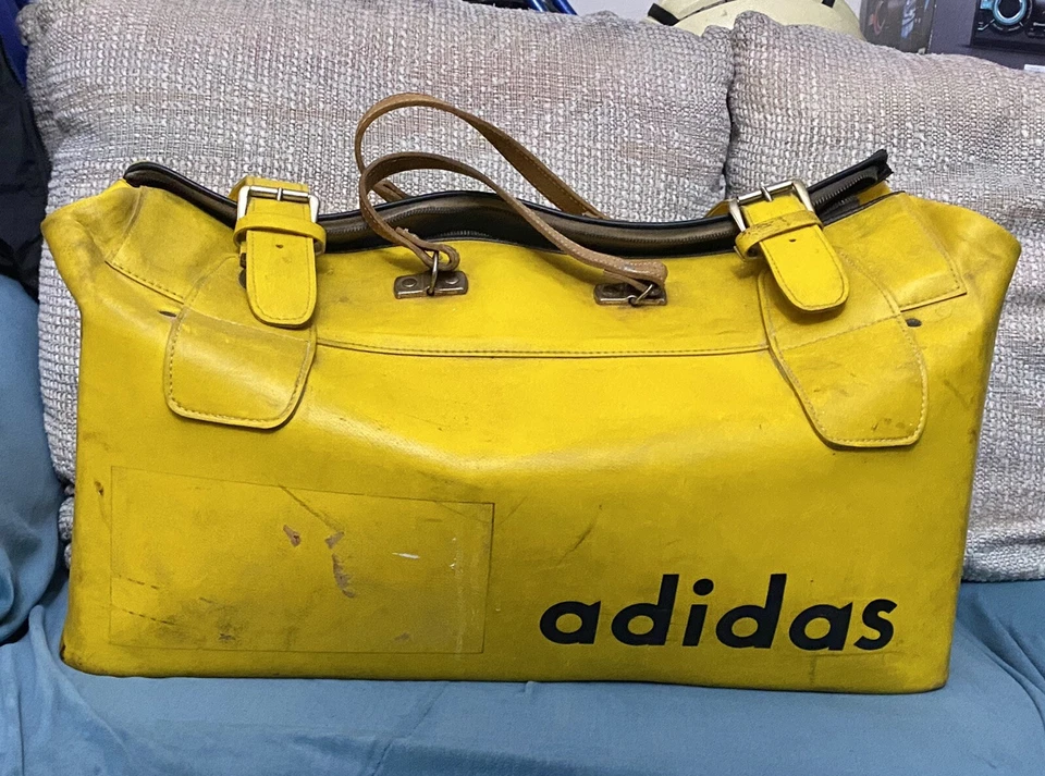 Vintage Rare! Early Original Adidas duffle gym luggage bag Leather handles! - Image 2 of 4