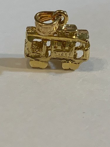 3D 14kt Yellow Gold NEW Vintage Cable Car Pendant/ Charm 1.4 grams - Picture 2 of 7