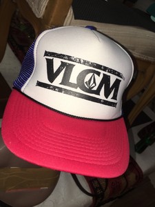 volcom trucker