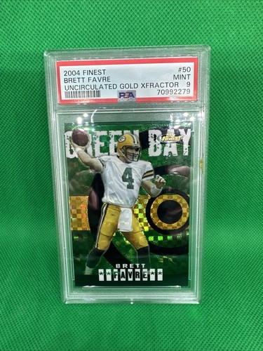 Brett Favre [Gold Xfractor] #50 2004 Topps Finest card