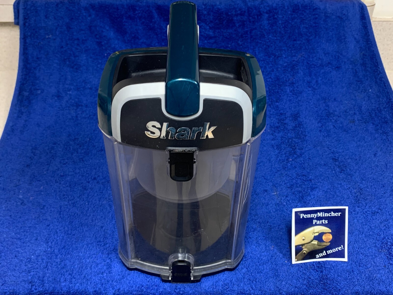 Shark Vacuum ( Canister Dust Bin # 192CU55 ) , Model ZU55-image