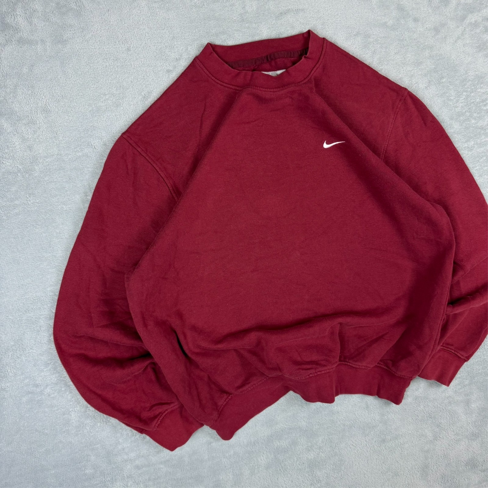 Vintage Nike 2000's Y2K Burgundy Red Mini Swoosh Oversized Sz Small Sweatshirt image 2