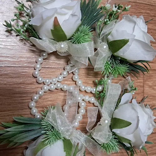 Bridal Shower Flower Bracelet Set Official