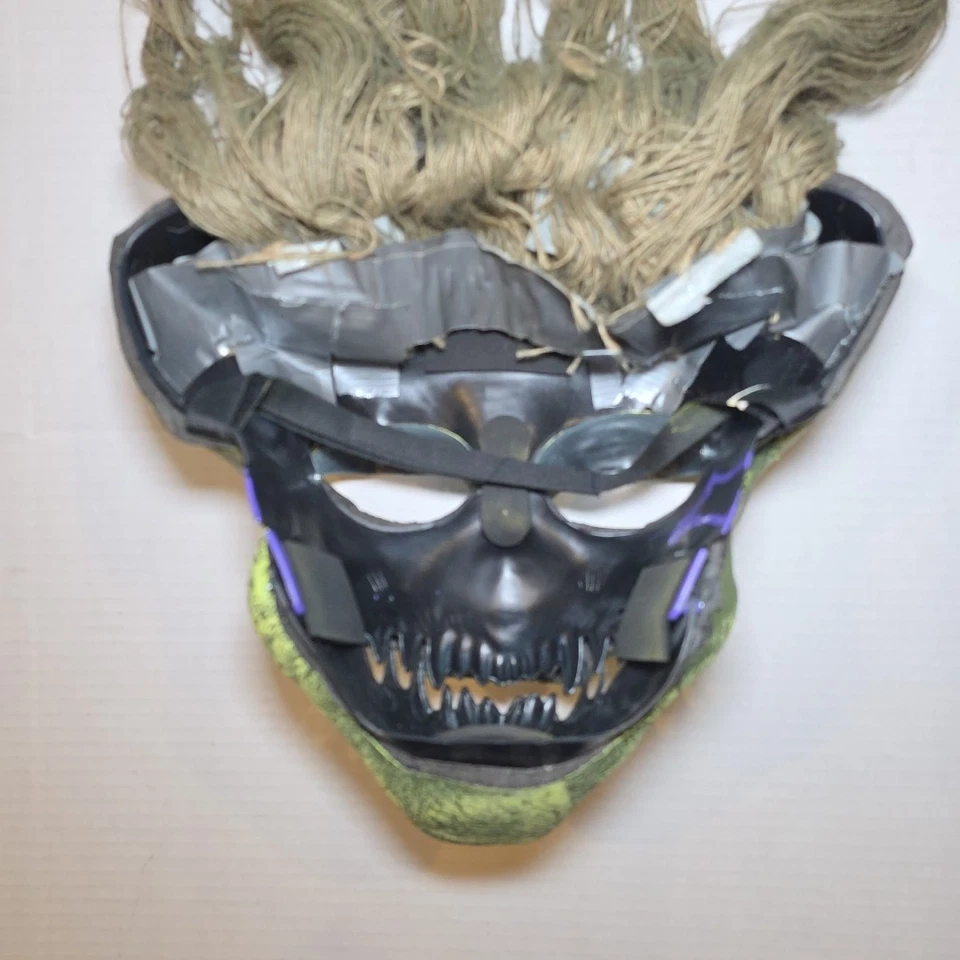 California Costumes Ani Motion Moving Mouth Mask Alien Visitor Halloween Mask #1 - Image 3 of 4