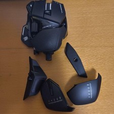 Souris de jeu MadCatz RAT8 conception ergonomique de haute précision utilisée