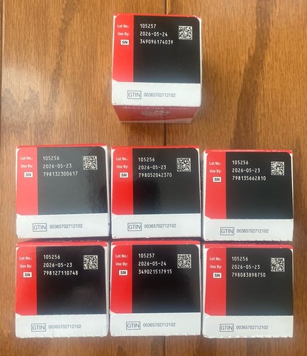 700 Accu-Chek Guide Test Strips (7 Boxes of 100) Exp 05-2026 - Picture 2 of 4