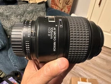 Nikon AF Macro 105mm f2.8 D lens