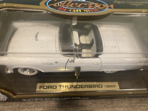 1955 THUNDERBIRD WHITE W/ OFF-WHITE TOP 1:18 ROAD TOUGH OPENING HOOD & DOORS - Picture 3 of 11