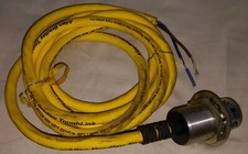 Allen-Bradley 871TM-DH15NE30-H2 PROXIMITY SENSOR USED