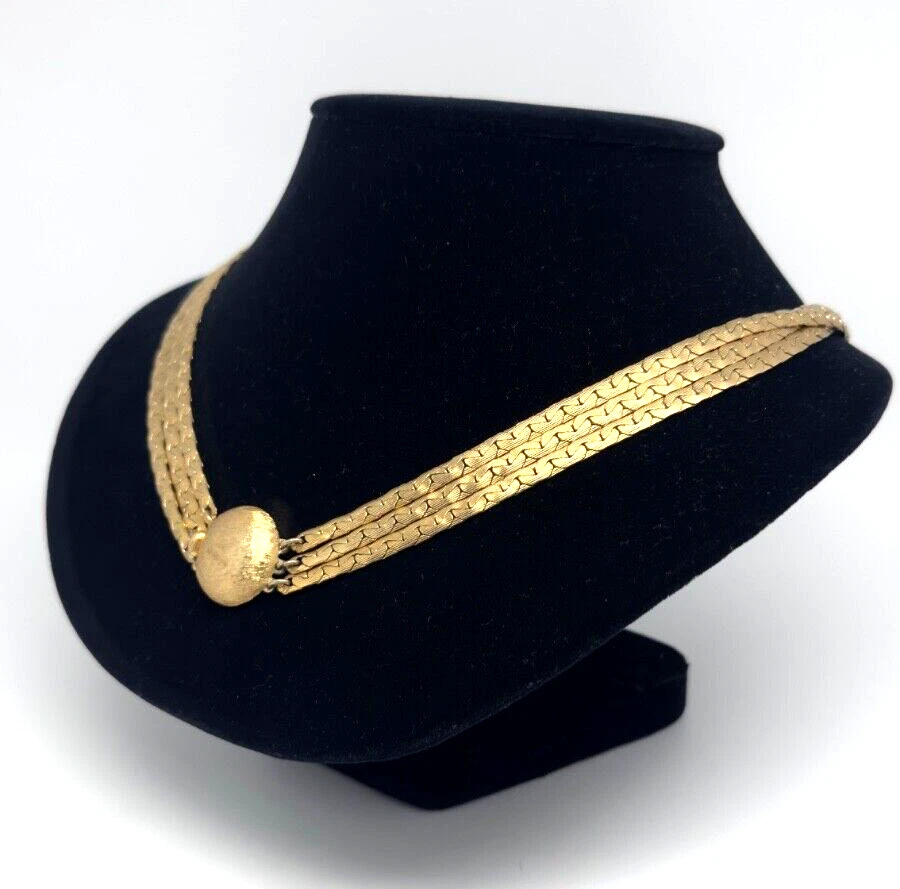 Hermoso Collar Monet Vintage Firmado Tono Oro Mate. Foto 3 de 4