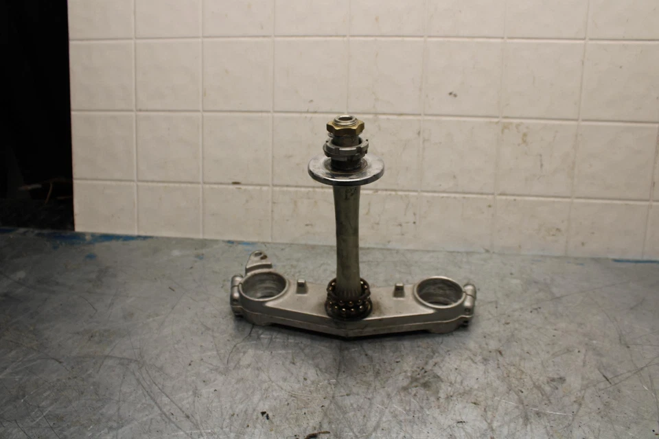 99-07 SUZUKI HAYABUSA GSX1300R FRONT FORKS CLAMP LOWER TRIPLE TREE STEM BB426 - Изображение 4 из 4