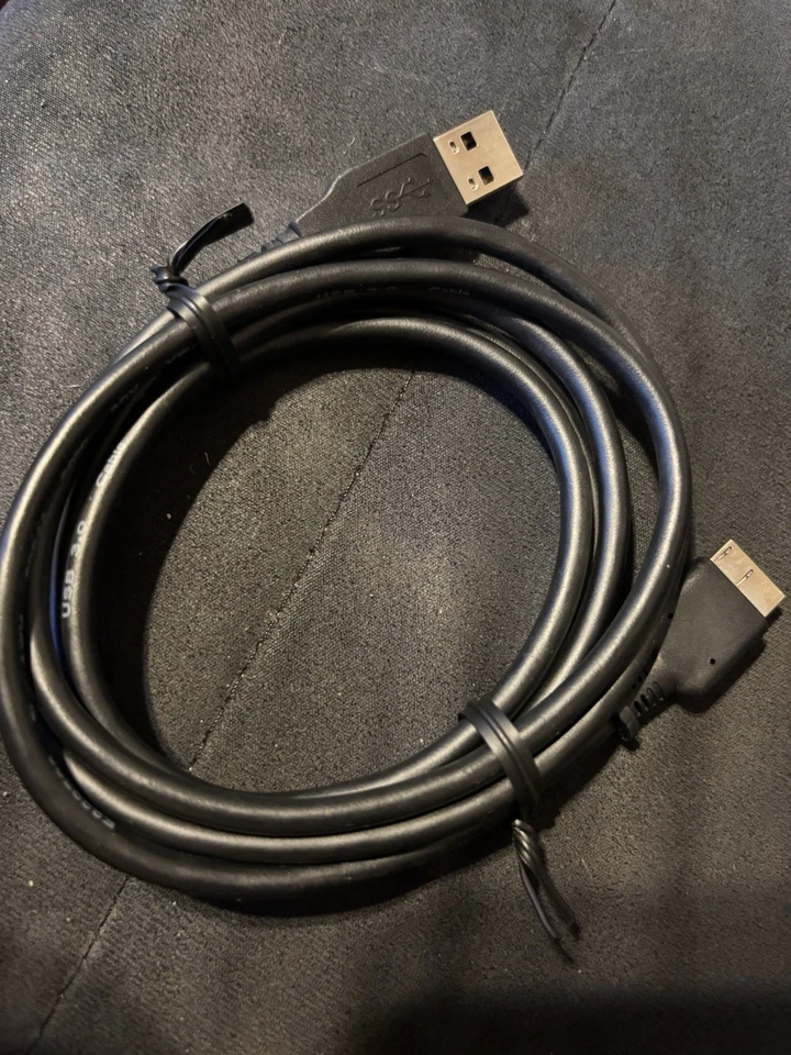 AWM 20844 80*C 30 V 5ft USB 3.0 Type A Male to Micro B Male Cable - Image 3 of 4