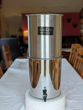 AquaRain Aqua Rain Natural Gravity Water Filter Model 303 Better than distiller 