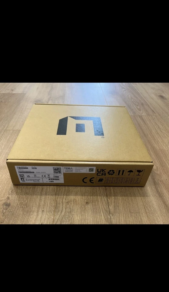 Extreme Networks AP5010-WW Universal Wireless 6E Indoor Access Point - Image 3 of 4