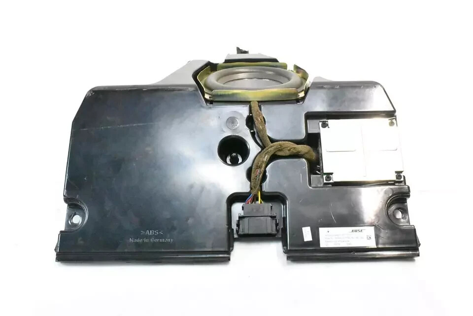 03-19 Maserati Quattroporte Front Bose Subwoofer Sub Woofer Sound Speaker OEM