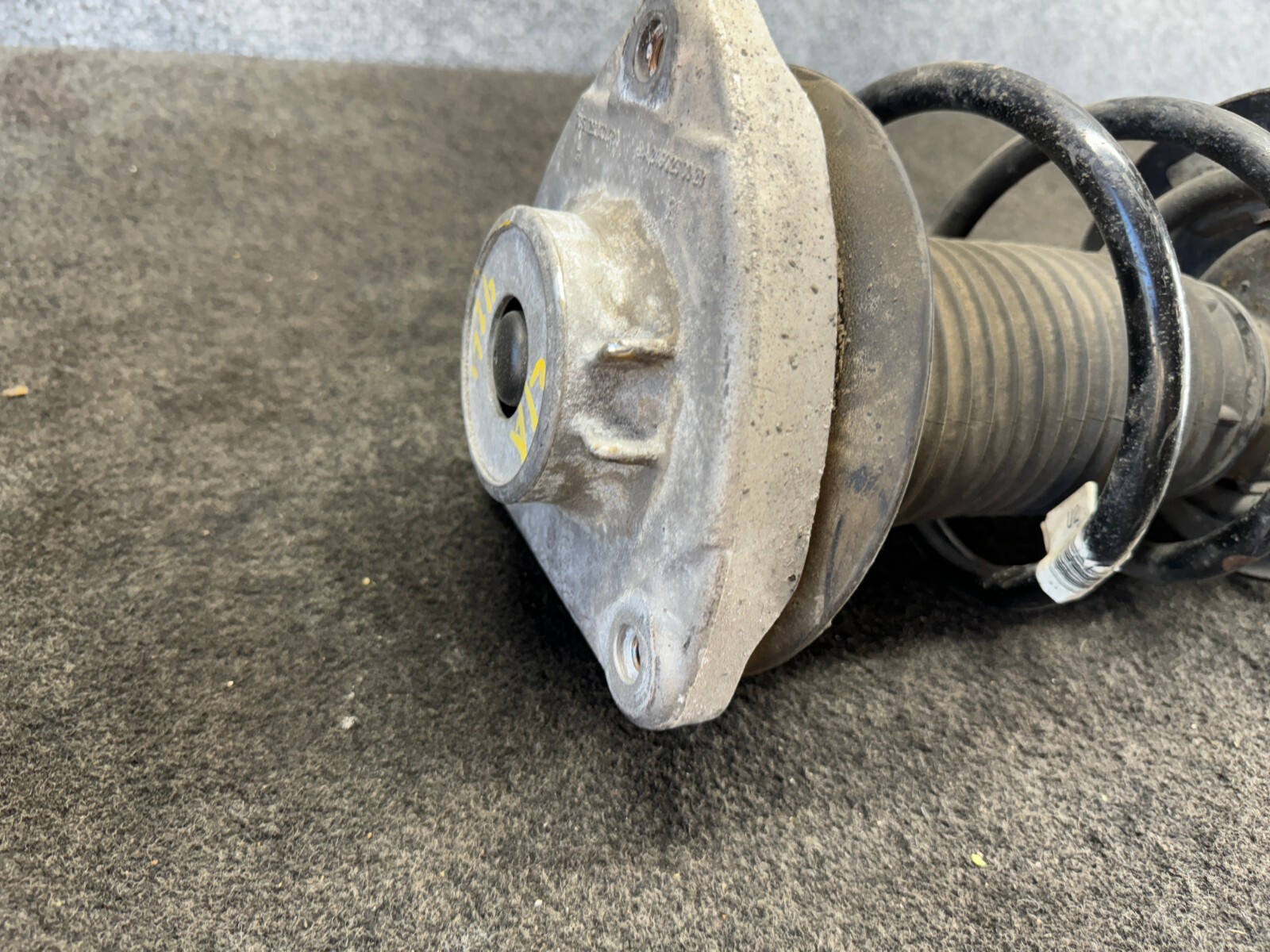 2015 W117 MERCEDES Cla45 AMG Front Left Driver Side Shock Strut  