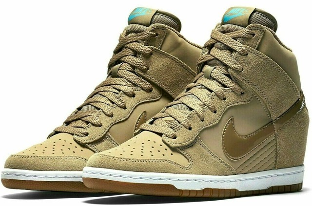 dunk sky hi wedge sneaker