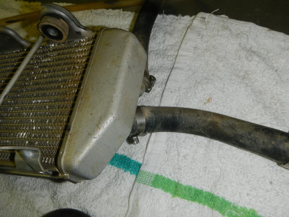 Radiador derecho Yamaha YZ250F 2007 07 YZ250 YZ 250F 250 YZF  Foto 4 de 4