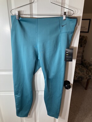 nike women's sculpt victory tight