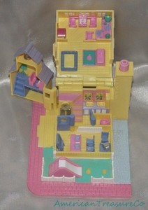 polly pocket schoolhouse
