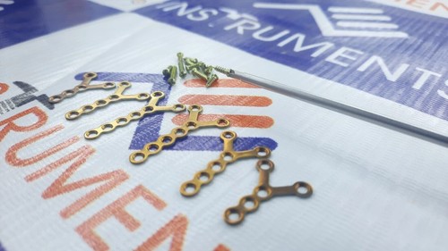 1.5mm Y Maxillo-Facial Plates & Cross head screw Titanium grade 5 (51 Pcs - Picture 6 of 10