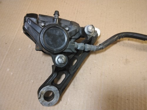 1998 Yamaha YZF600 R Good Rear Brake Caliper Bracket & Pads 600 YZF 600 97-07 - Picture 11 of 11