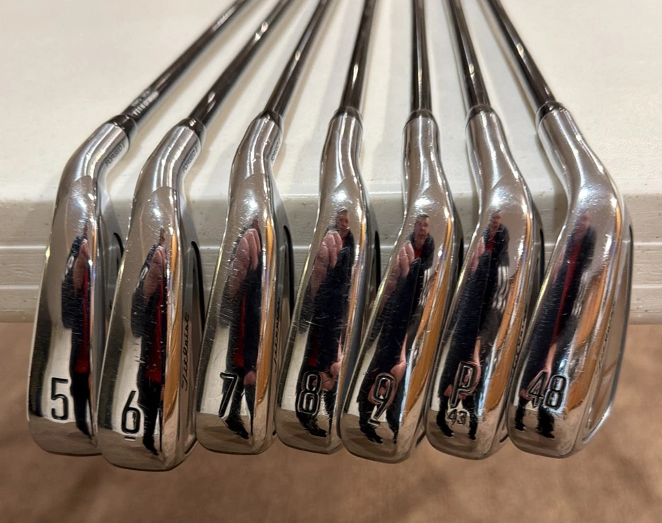 Titleist T350 (2023) Sr Men’s RH Irons 5-P, 48, Tensei Red AM2 Shaft, STD Length - Image 2 of 4