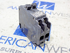 ITE Q1515 2 Pole 15/15 Amp 120/240V QT Plug in Circuit Breaker lot of 2