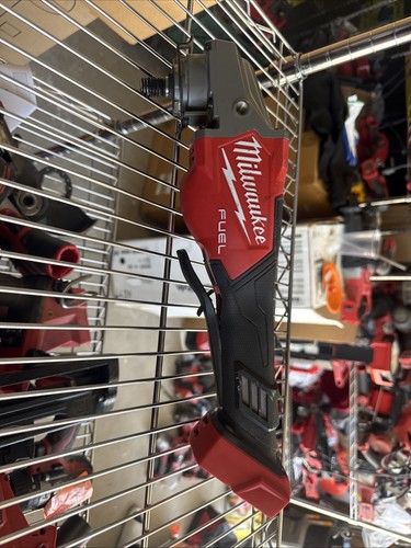 #392- Milwaukee M18 3670-20 4-1/2" Grinder - For parts or repair ONLY!